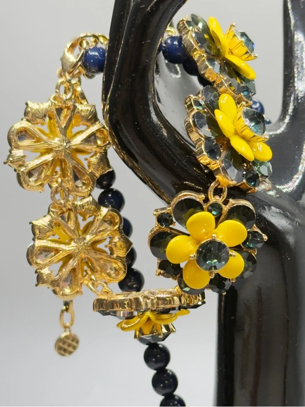 Talbots 5 Flower Statement Necklace and Bracelet